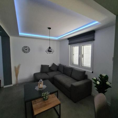 Apartment Nikcevic 티바트 외부 사진