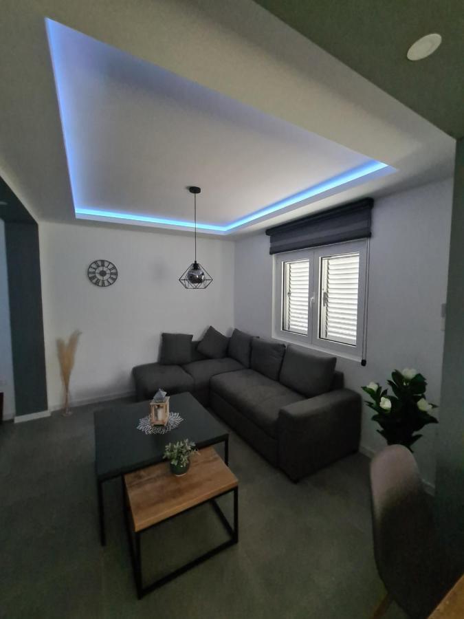 Apartment Nikcevic 티바트 외부 사진
